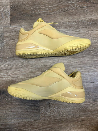 New Shai 001 Butter sz.11(SIGNED BOX)