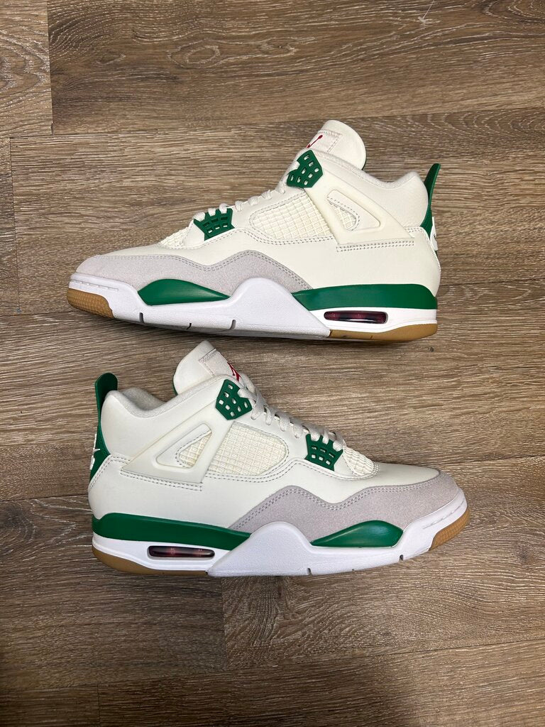 Preowned Jordan 4 Nike SB Green size 8