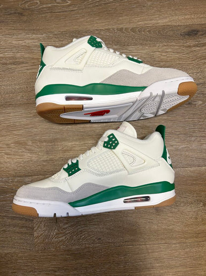 New Jordan 4 Sb Pine Green Sz.9