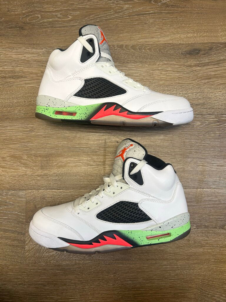 Preowned Jordan 5 Poison Size 9.5 (No Box)