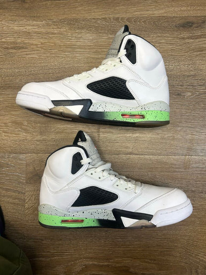 Preowned Jordan 5 Poison Size 9.5 (No Box)