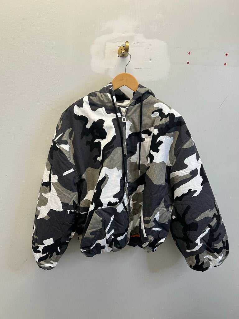 New Gv Gallery Black/White Camo Bomber Jacket Sz. M