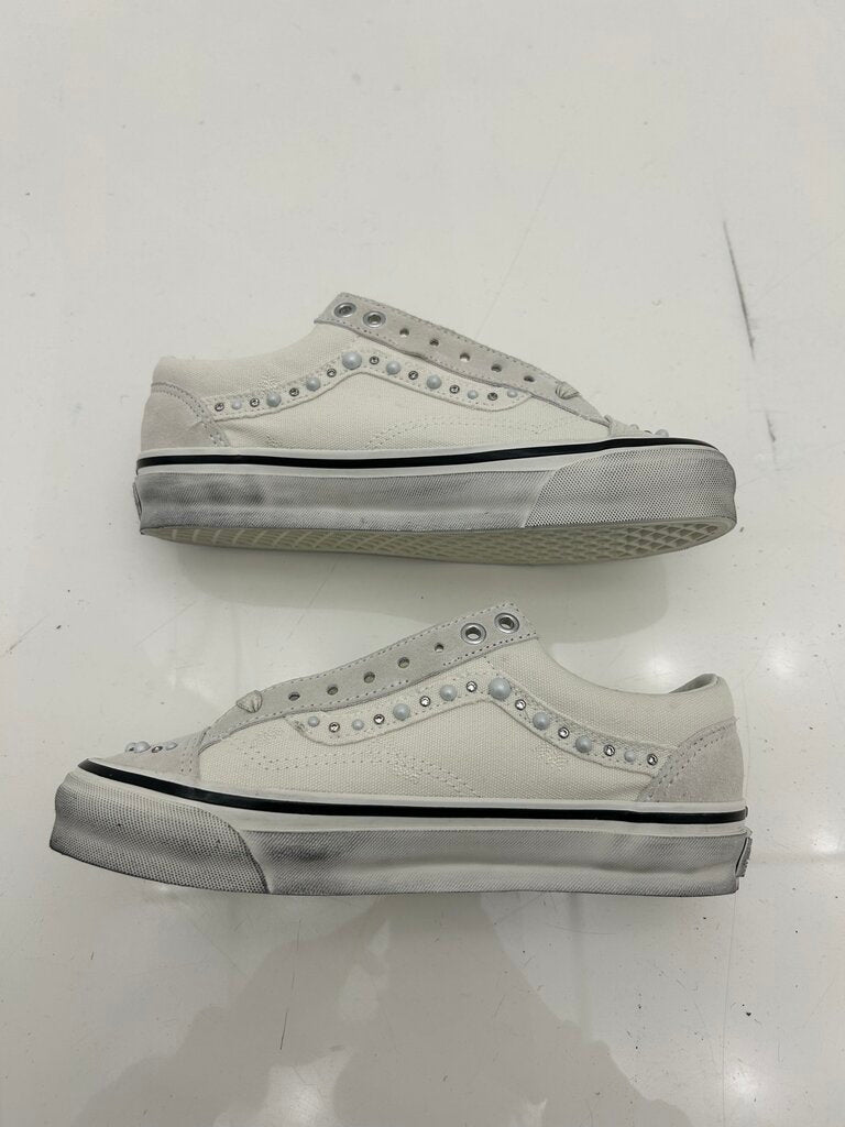 New Vans Pealized Pack White Size 7