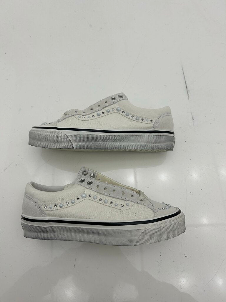 New Vans Pealized Pack White Size 7