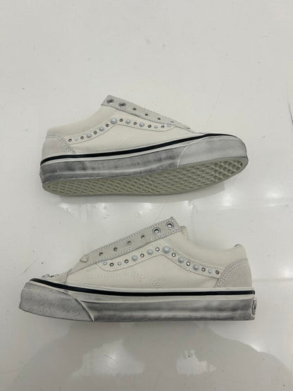 New Vans Pealized Pack White Size 6