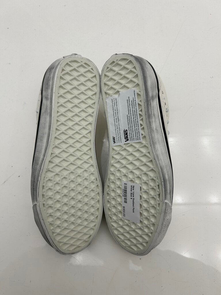 New Vans Pealized Pack White Size 6