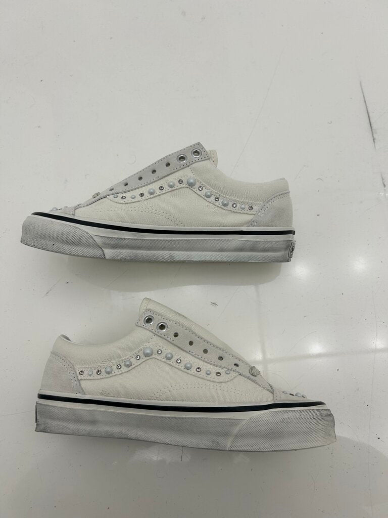 New Vans Pealized Pack White Size 6.5