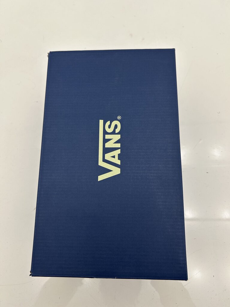 New Vans Pearlized Pack White Sz. 9