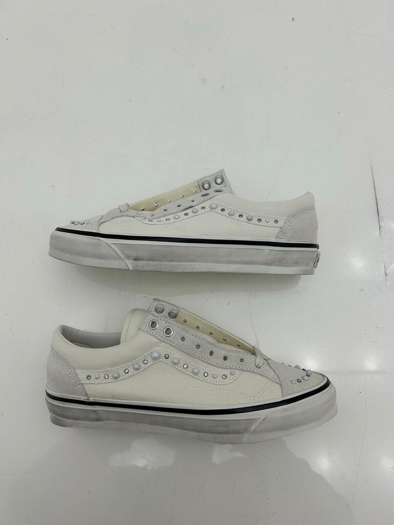 New Vans Pearlized Pack White Sz. 9