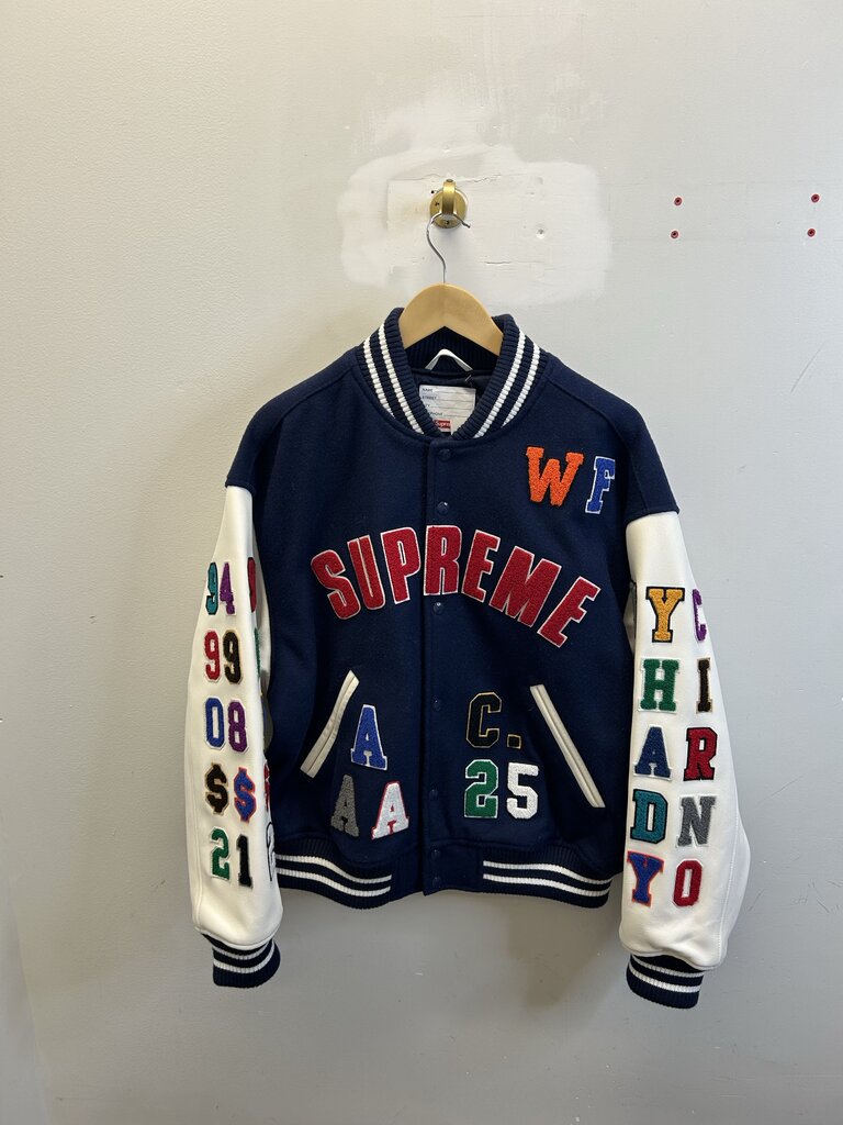 Preowned Supreme Praises Patch Navy Varsity sz.L