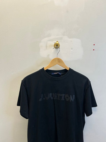 Preowned Louis Vuitton Black Black Tee size S
