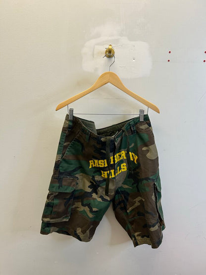 Preowned Gv Gallery Camo Shorts Size Large