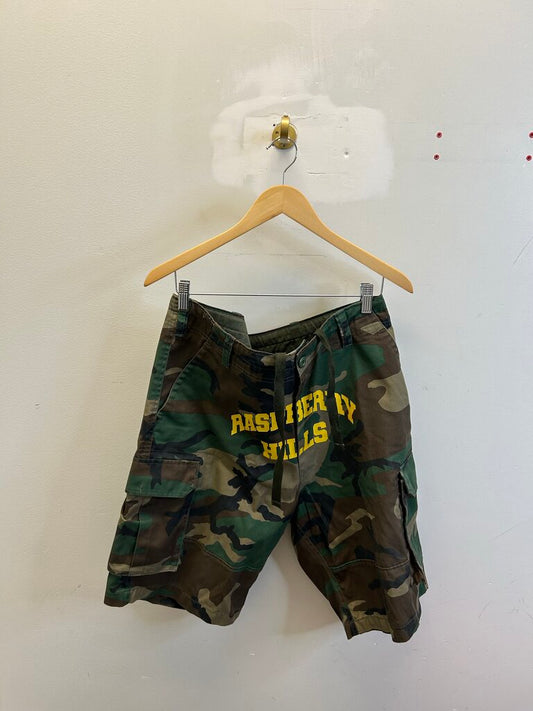 Preowned Gv Gallery Camo Shorts Size Large