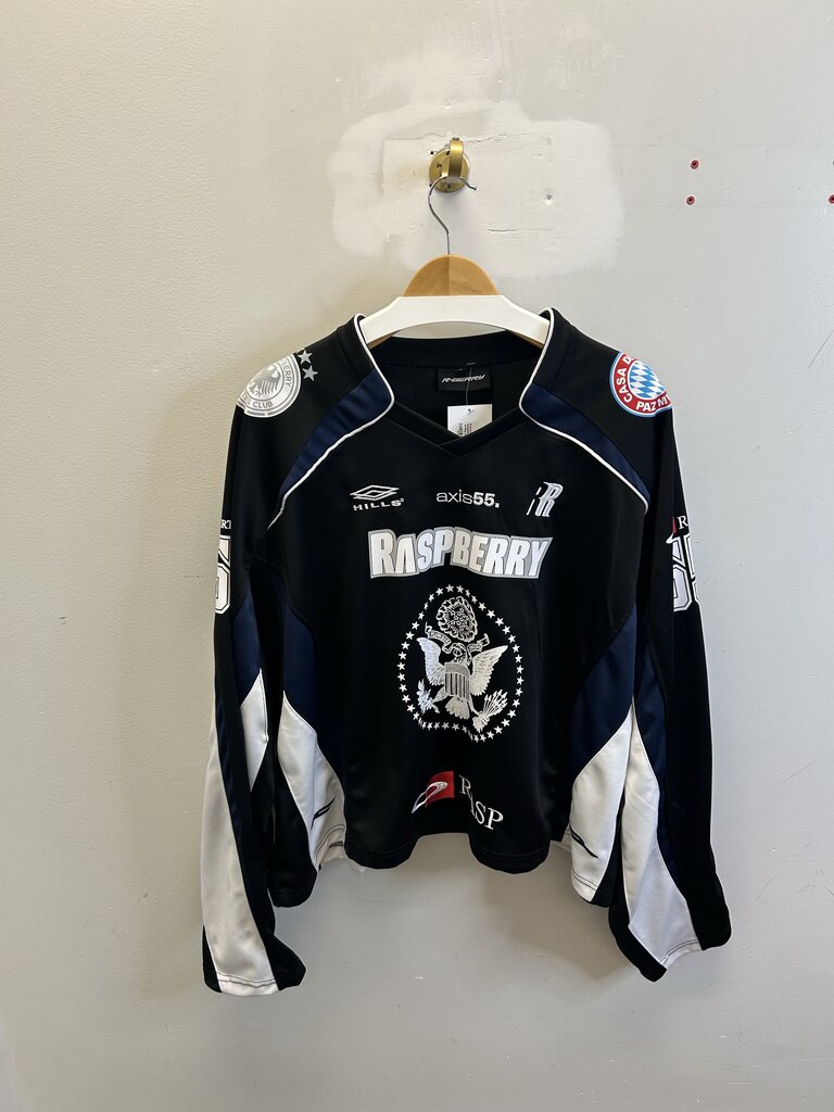 Preowned GV Gallery Raspberry Black Hockey Jersey size L