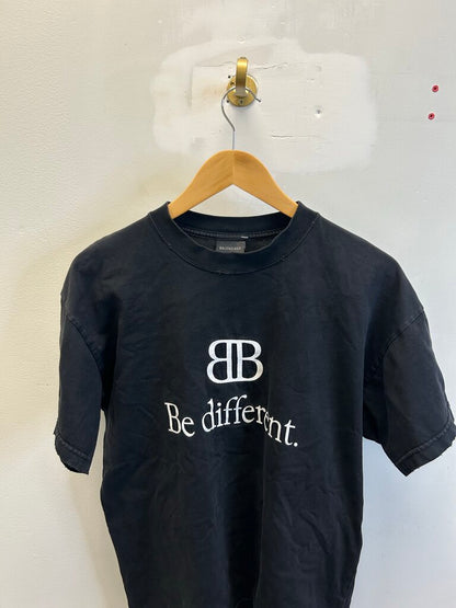 Preowned Balenciaga BB Be Different Black Tee sz.S