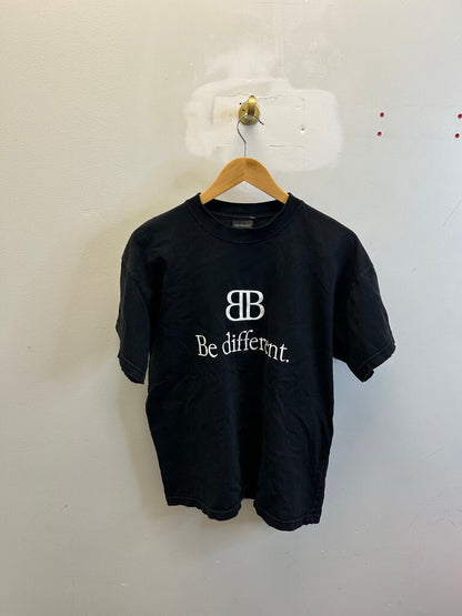 Preowned Balenciaga BB Be Different Black Tee sz.S