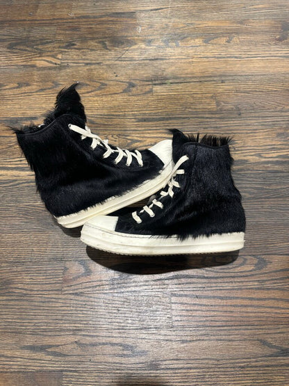 Preowned Rick Owens Ramone Low Black White size 41.5