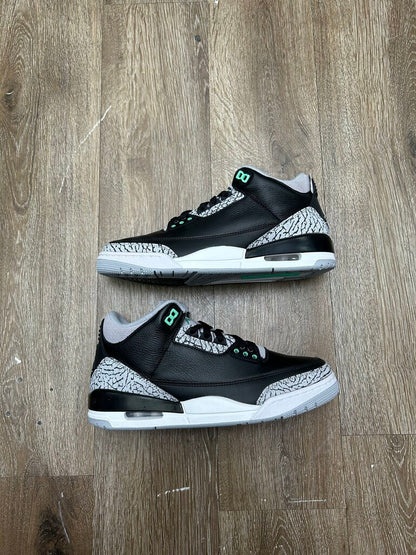 New Jordan 3 Green Glow size 8.5