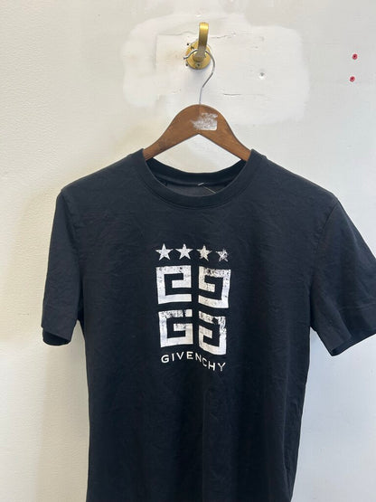 Preowned Givenchy 4G Distressed White Logo Black Tee sz.M