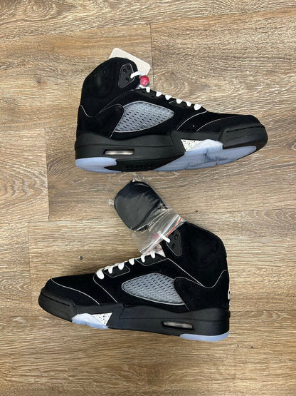 New Jordan 5 Metallic Size 6