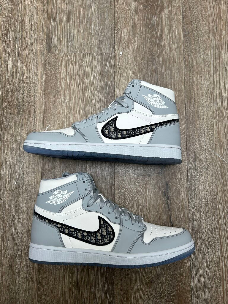 New Jordan 1 High Dior size 44