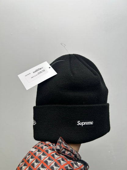 New Supreme red crest beanie