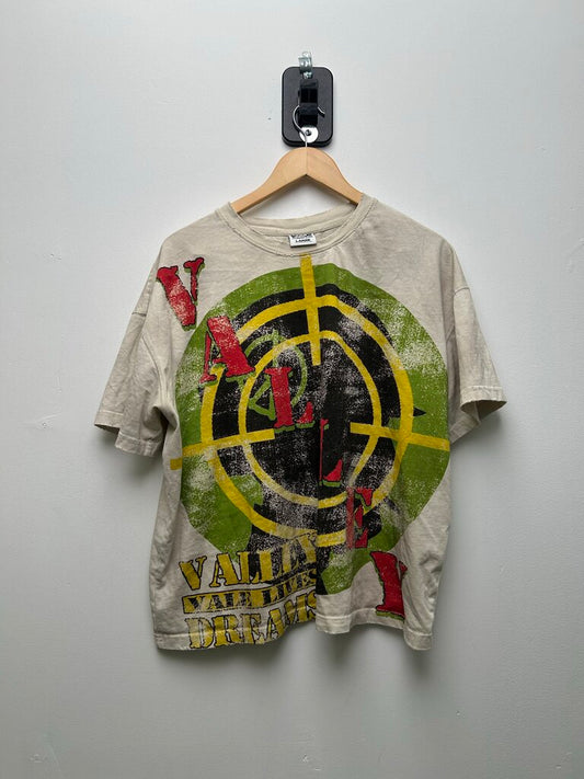 Preowned Vale Cream Green tee Size Large