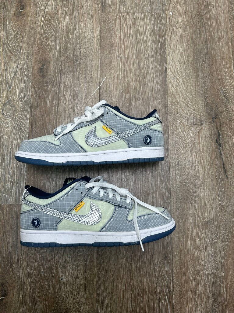 Preowned Nike Dunk Union navy size 8,5