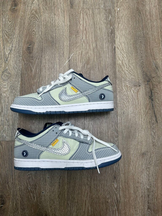 Preowned Nike Dunk Union navy size 8,5