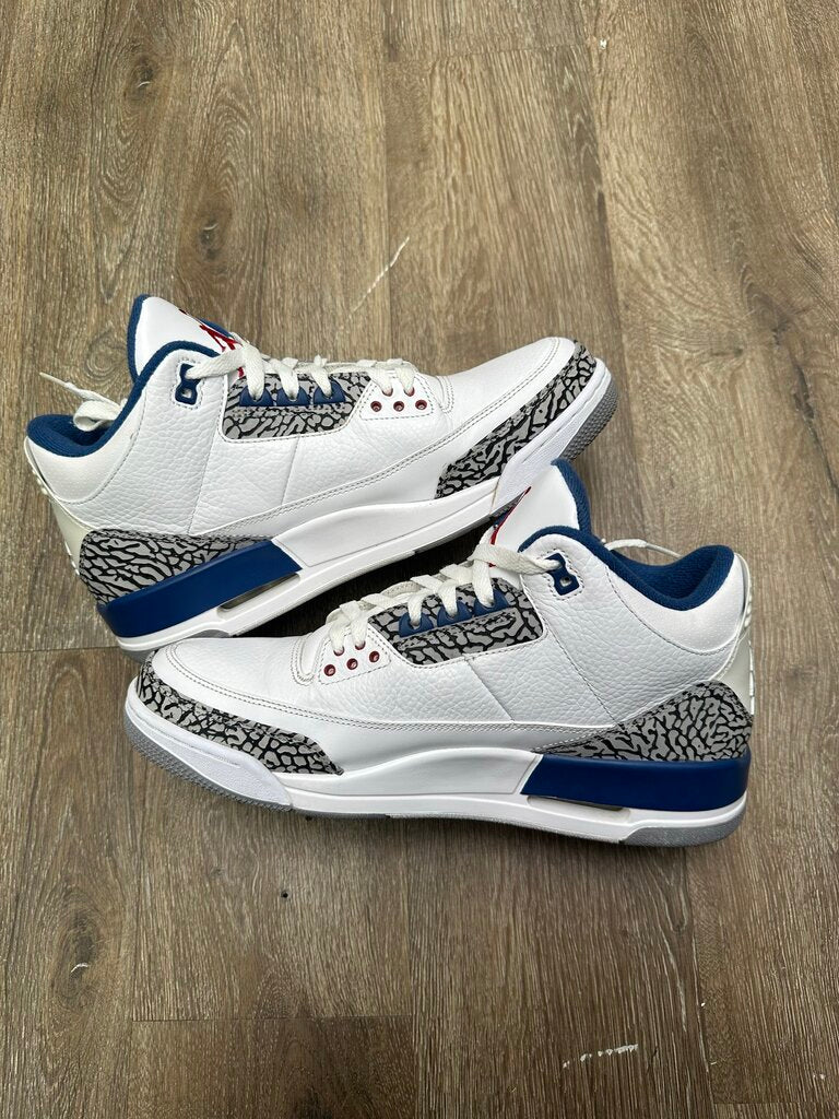 Preonwned Jordan 3 True Blue size 11(no box)