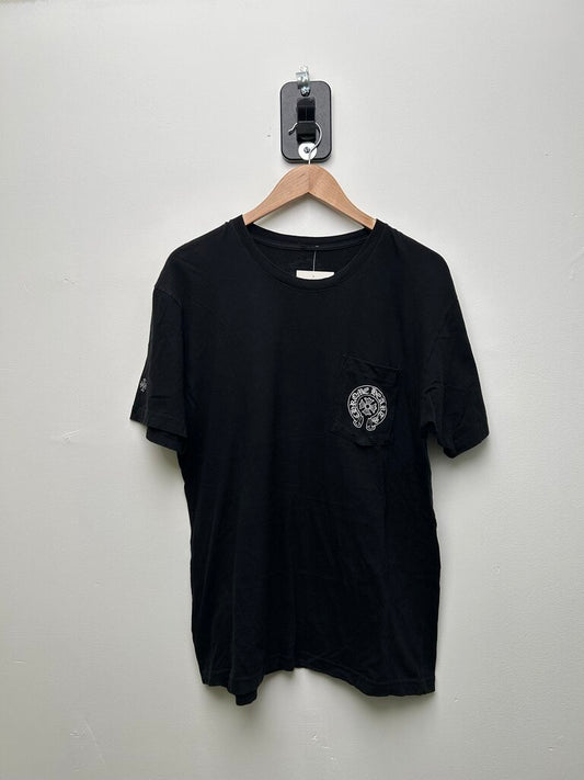 Preowned Chrome Heart Gradient Logo Black Pocket Tee size L