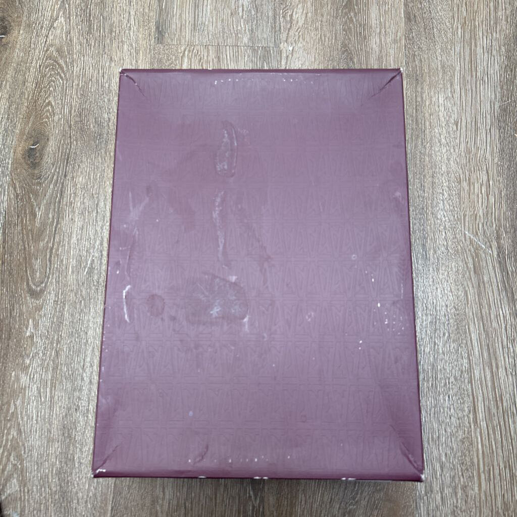 Preowned Jordan 5 A Ma Maniere Black sz.9