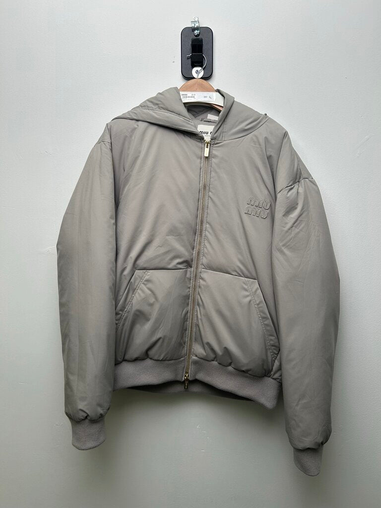 Preowned Miu Miu Grey Puffer Coat Size 50