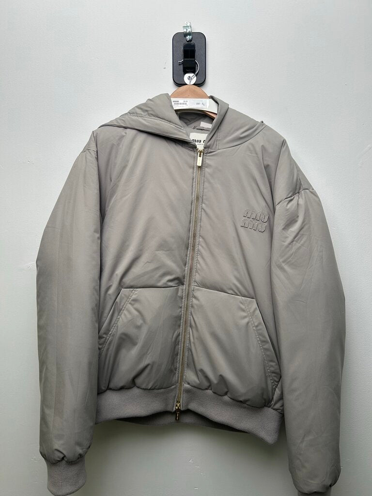 Preowned Miu Miu Grey Puffer Coat Size 50
