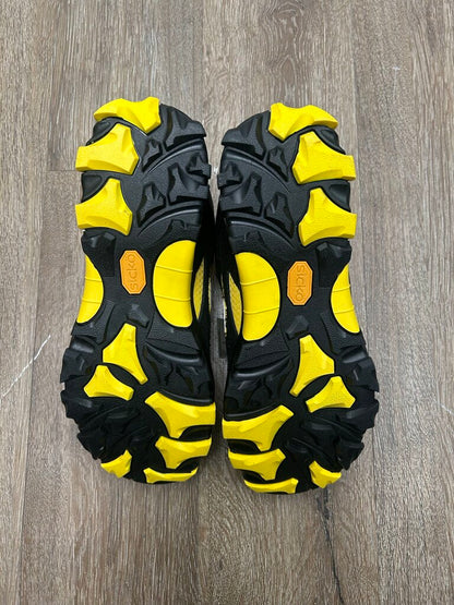 New Sicko Hiking Shoe Yellow Black size 8.5