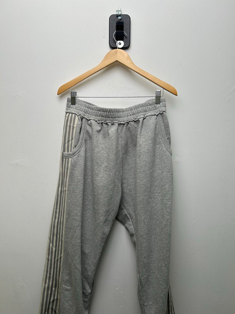 Preowbned GV Gallery Grey Stripe Sweatpants size M