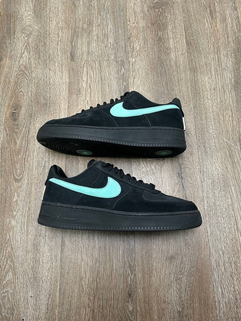 Preowned Nike AF1 Tiffany size 12