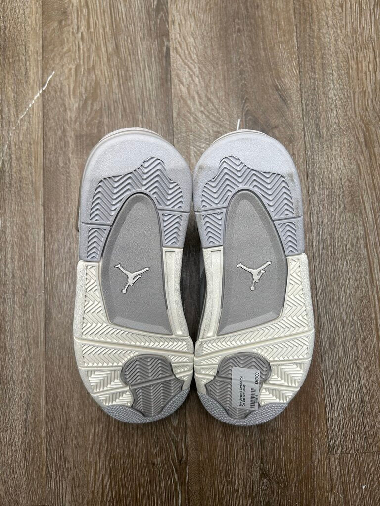 New Jordan 4 Frozen Moments Size 10W (8.5M)