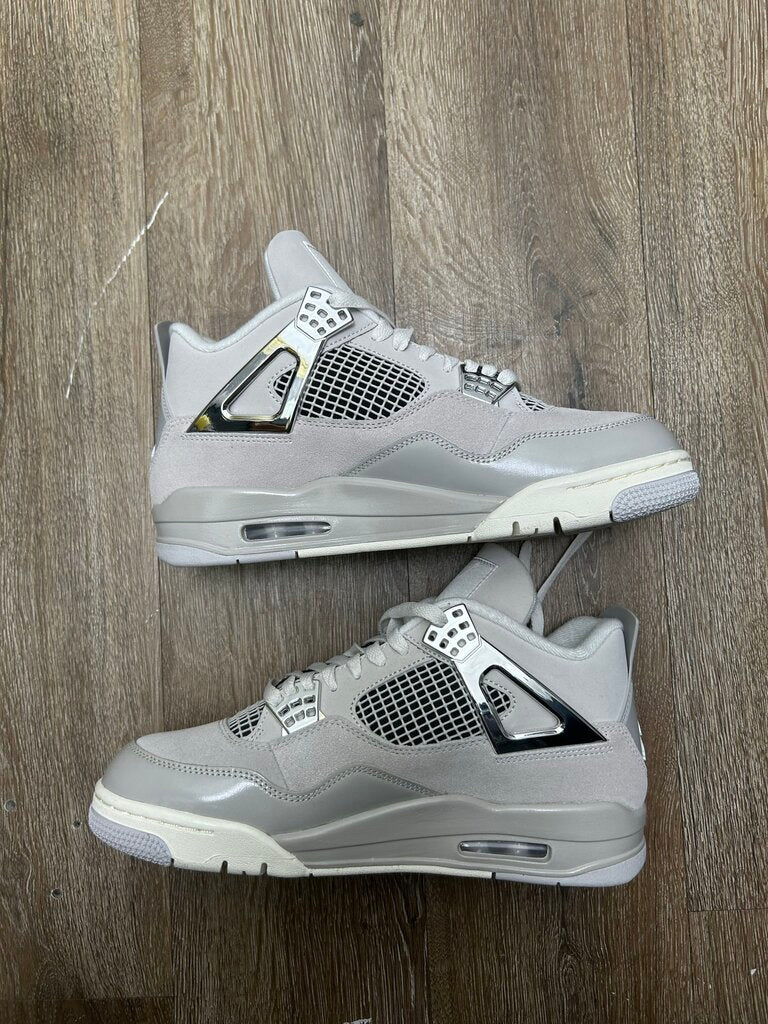 New Jordan 4 Frozen Moments Size 10W (8.5M)
