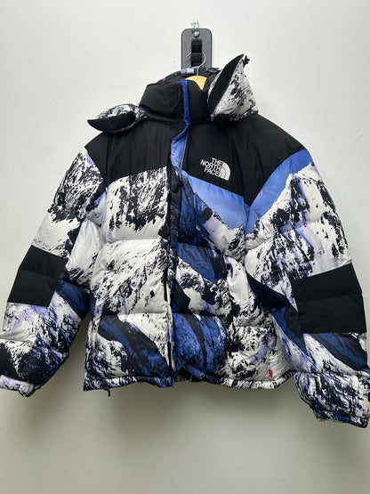 Preowned Supreme TNF Mountain Jacket Size Large