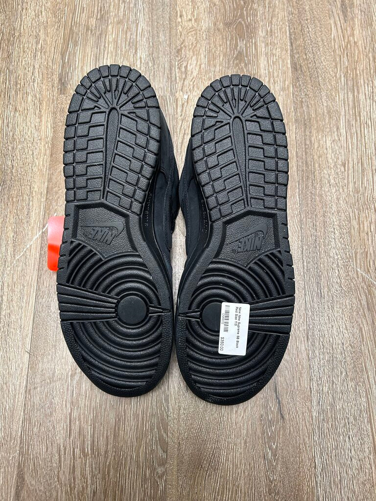 New Nike Supreme SB Black Red Size 11.5