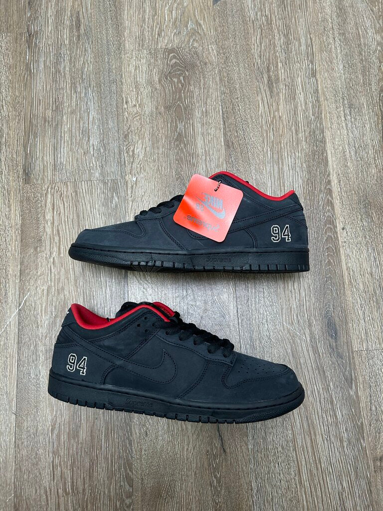 New Nike Supreme SB Black Red Size 11.5