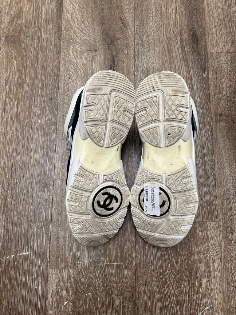 Preowned Chanel Runner White Orange Blue Sz 40.5