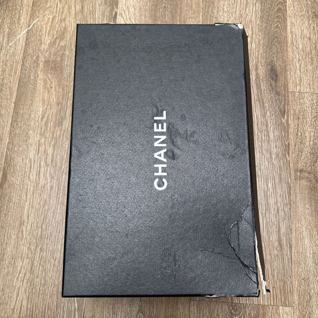Preowned Chanel Runner White Orange Blue Sz 40.5
