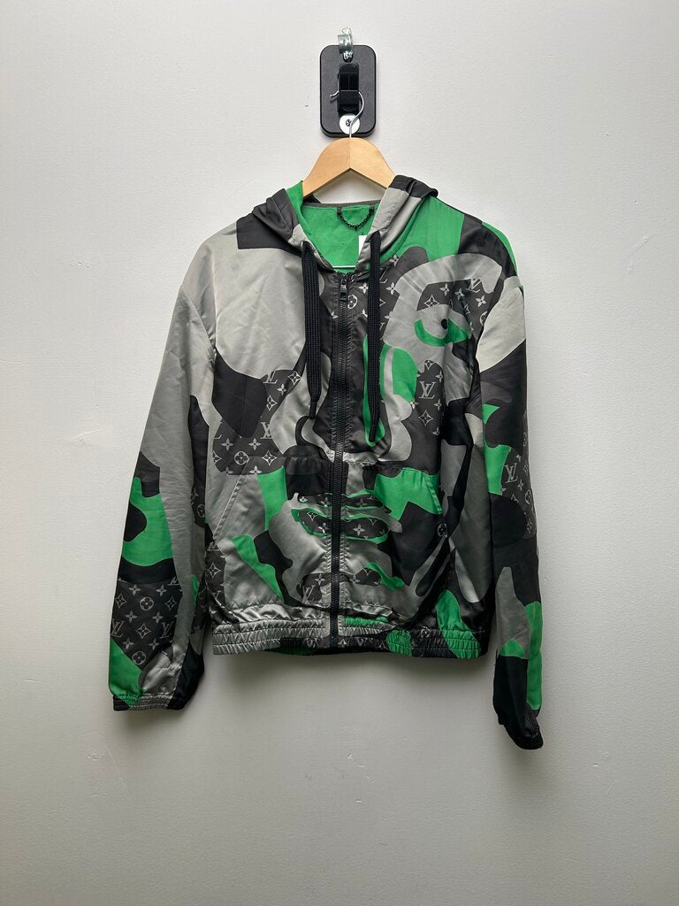 Preowned Louis Vuitton Kid Super Grey Green Monogram Zip Up size S/M