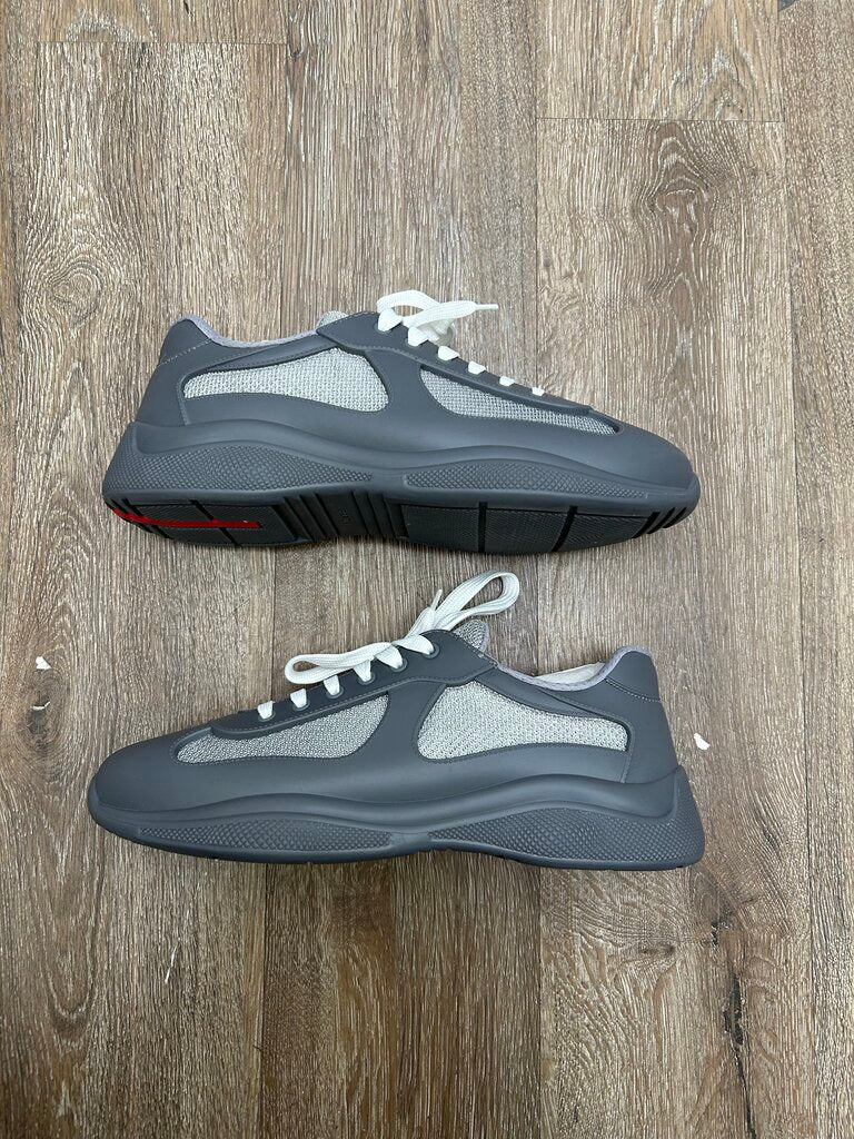 Preowned Prada Rubber America Cup Grey Grey size 42