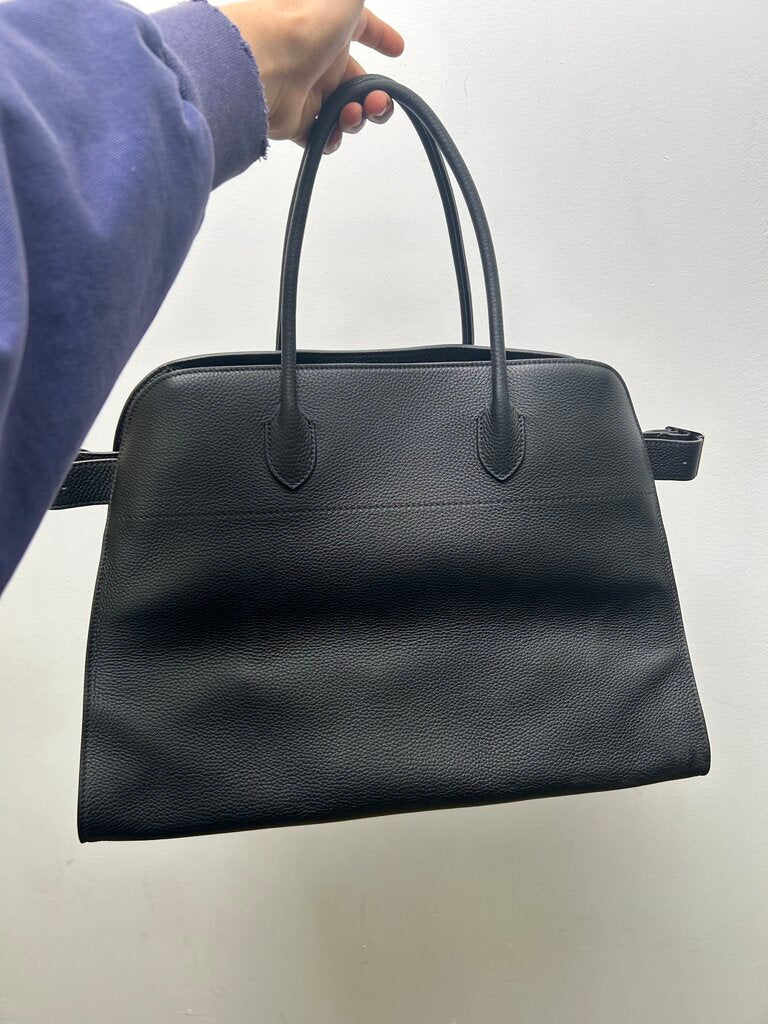 The Row Margaux Soft Leather BlackSize 17 Bag