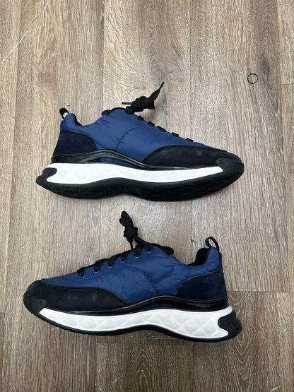 Preowned Chanel Navy mini cc Sneaker sz.42