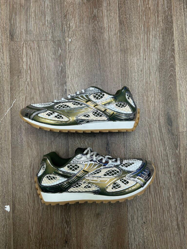 New Bottega Orbit Olive Silver size 42