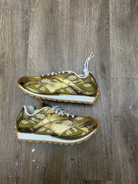 New Bottega Orbit Gold Gold size 39